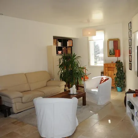 Cosy 100 M2 - Climatise - Calme -centre-ville Apartman Hyères
